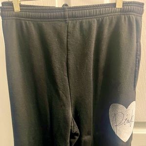 PINK VS Pink Sweatpants Cropped womens Size Large. Never worn.